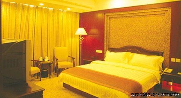 Tian Cheng Grand Hotel 르자오 객실 사진